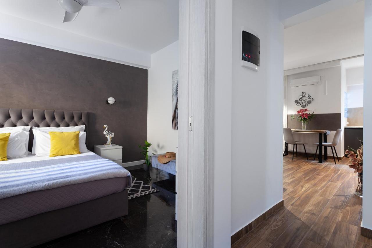 Seaside Apartment By Flisvos Marina Atina Dış mekan fotoğraf